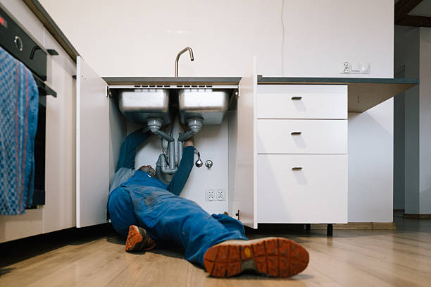 Professional Plumbing technician working in Laketon, IN